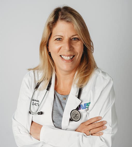 Debra Weisman, Newtown Veterinarian